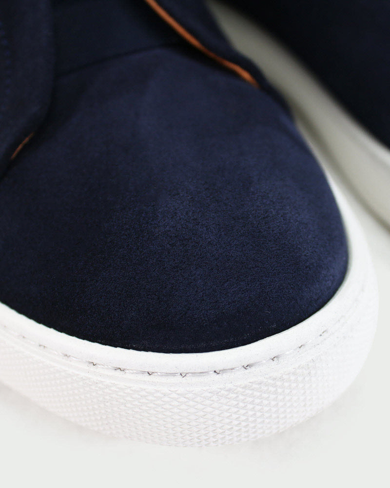 Tott & Co. Sneaker